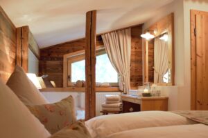 Kamin-Chalet-Appartement mit Blick zur Zugspitze