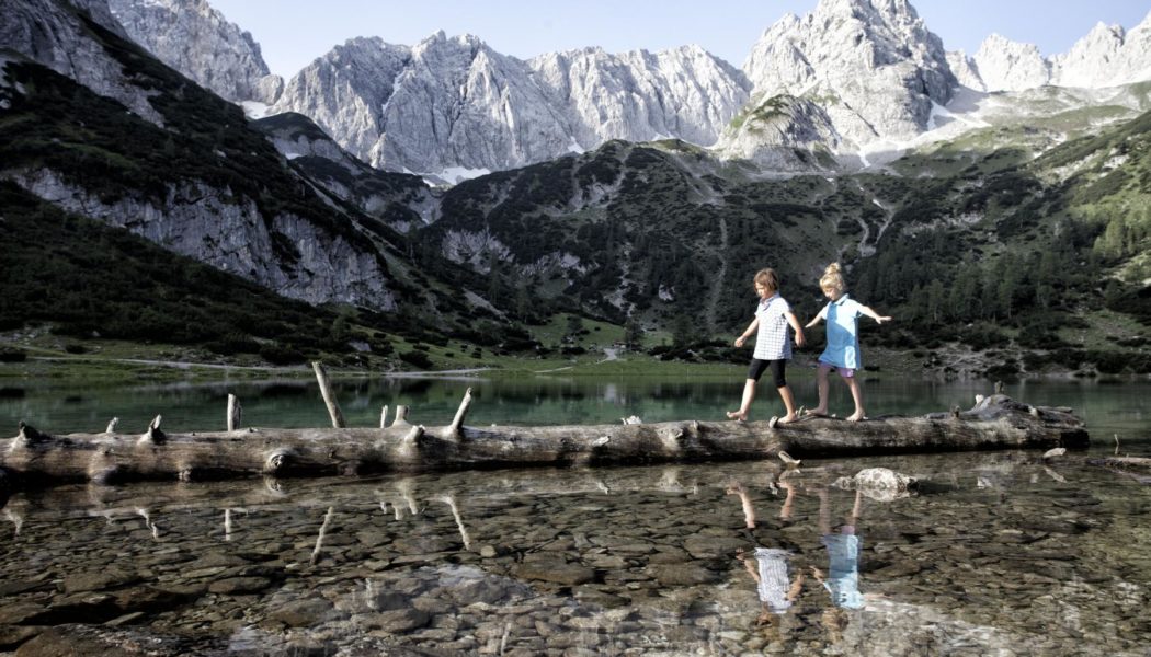 seebensee-kinder Urlaubsparadies Chalet Tannenhof Lermoos Zugspitze Tirol - Urlaub mit Kindern - Familienzeit
