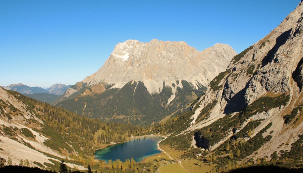 Chalet Tannenhof Lermoss Blick zur Zugspitze mit Seebensee paradiesisch